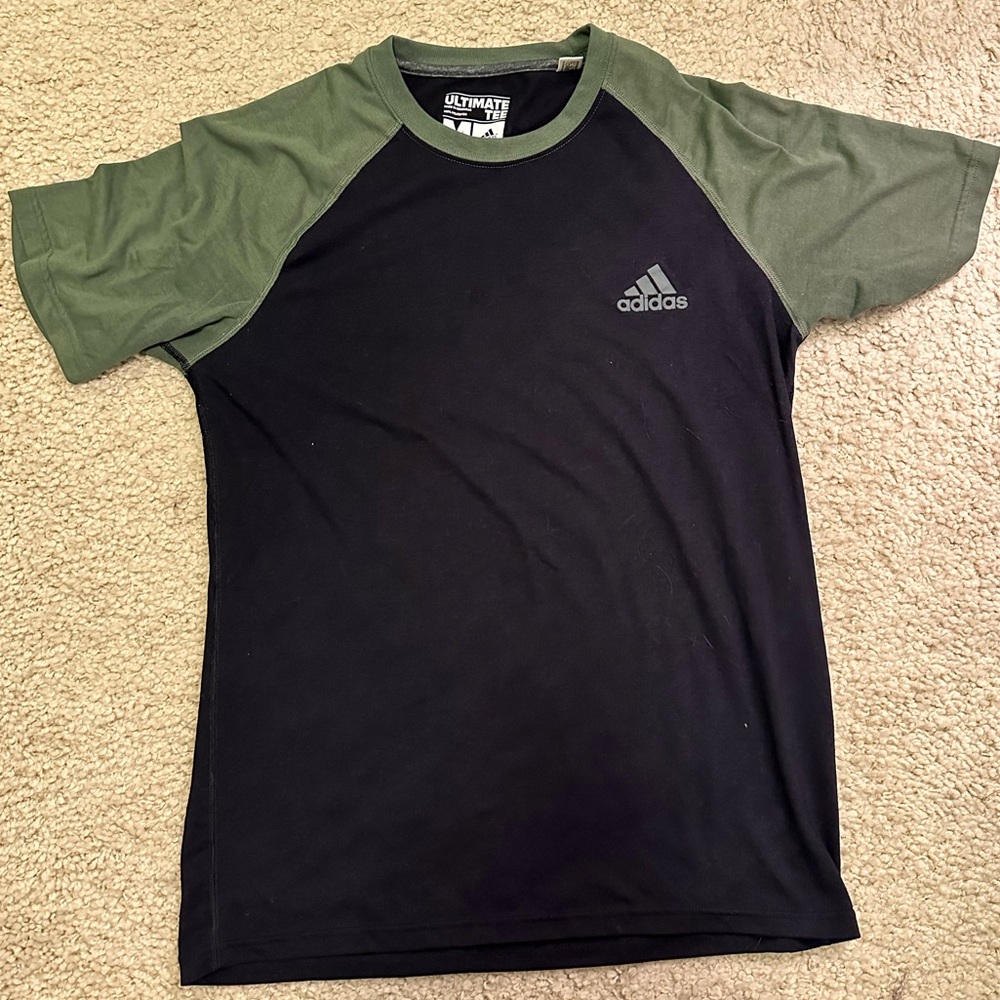 Adidas T-shirt